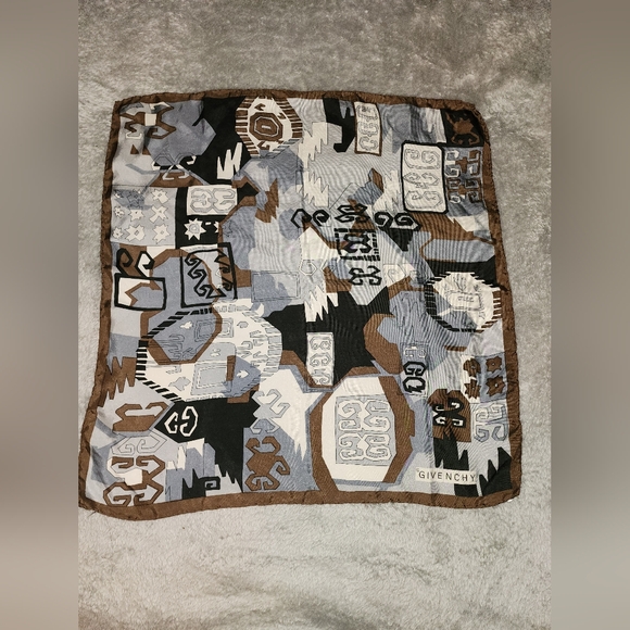 Givenchy Silk Scarf Vintage - Picture 8 of 16